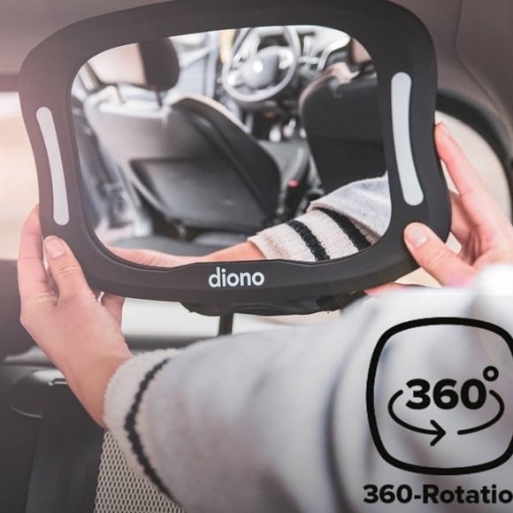 Diono baby car light up mirror, good condition - Picture 6 of 7